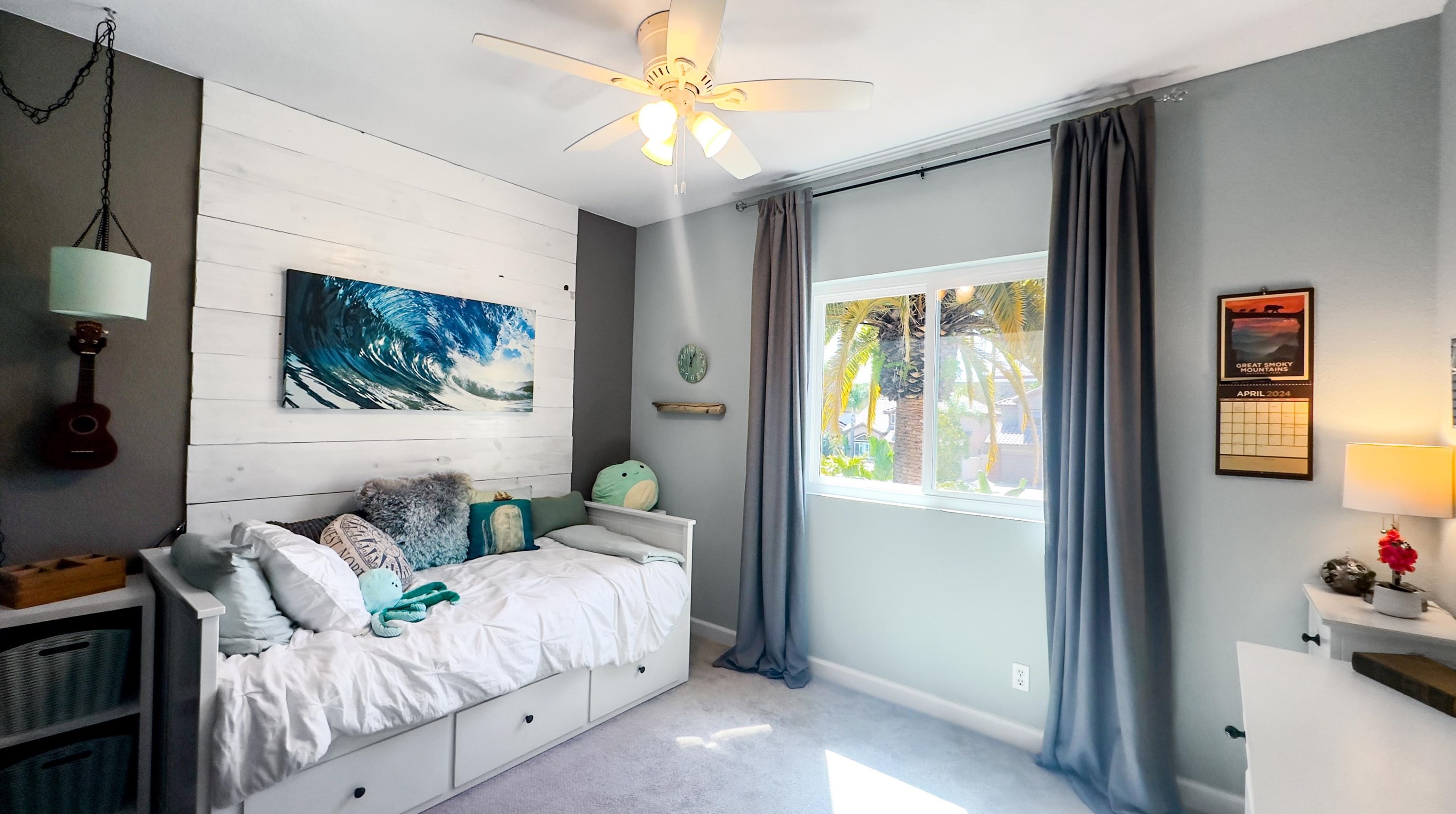 1616 Mountain Pass Cir, Vista CA  92081-8811 exterior