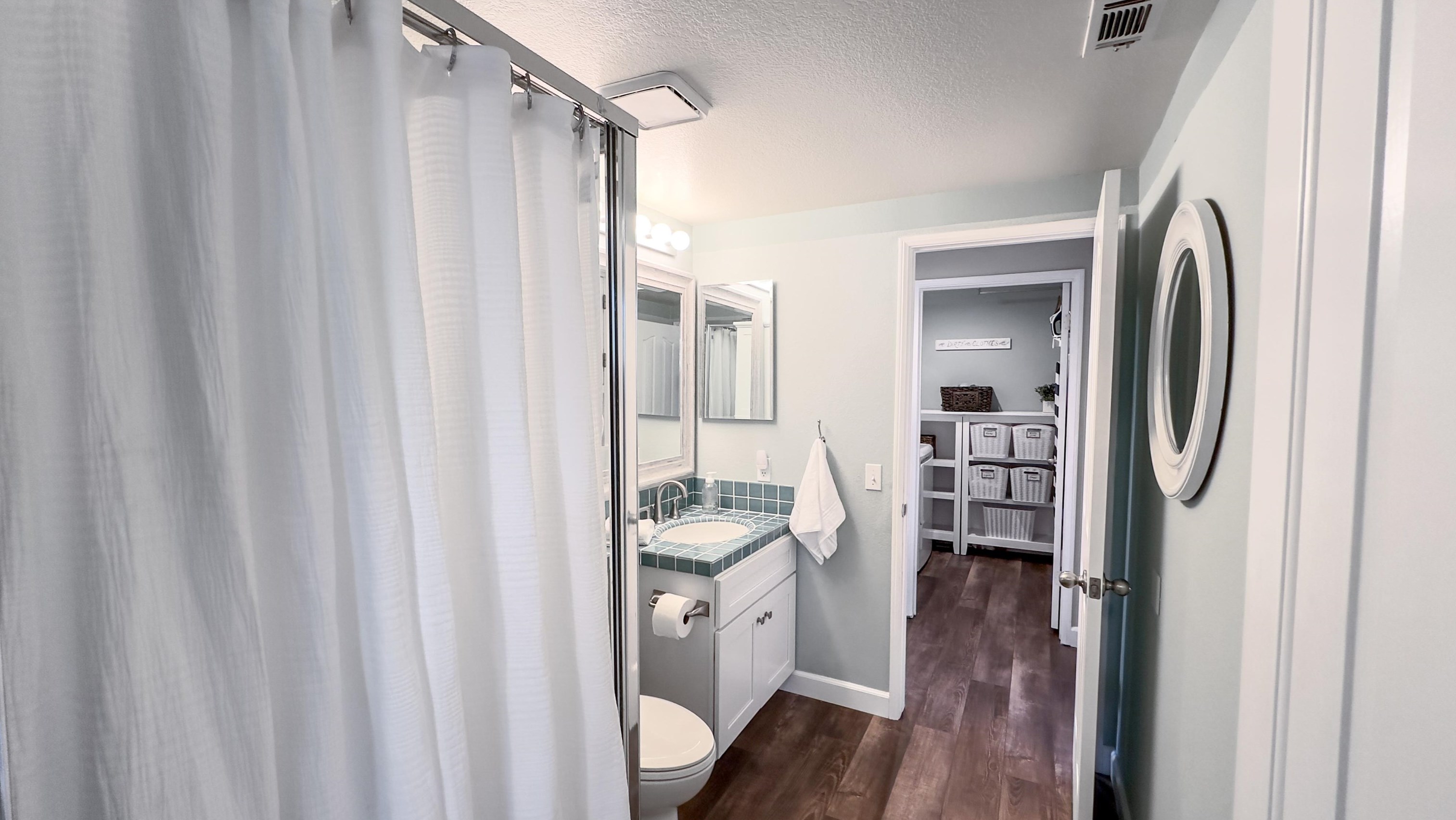 1616 Mountain Pass Cir, Vista CA  92081-8811 exterior