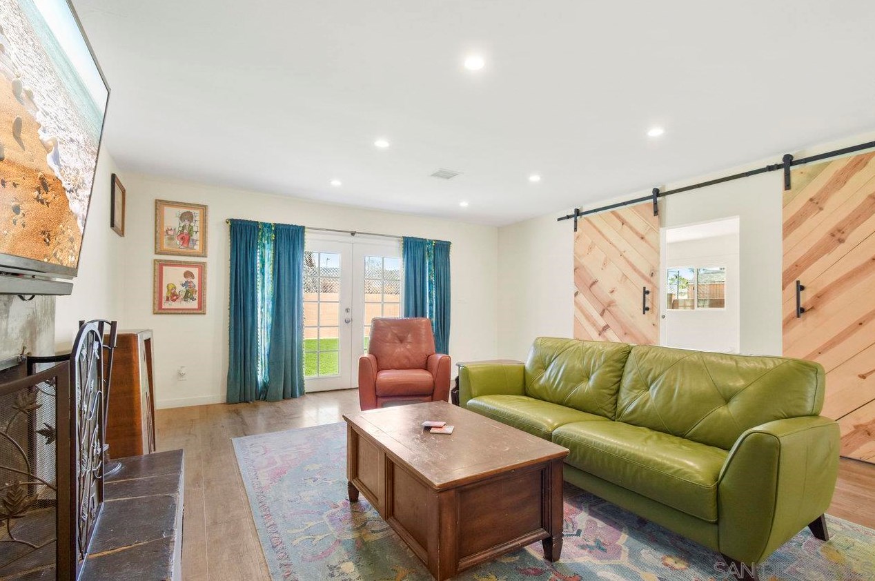 651 Landis Ave, Chula Vista CA  91910-5710 exterior