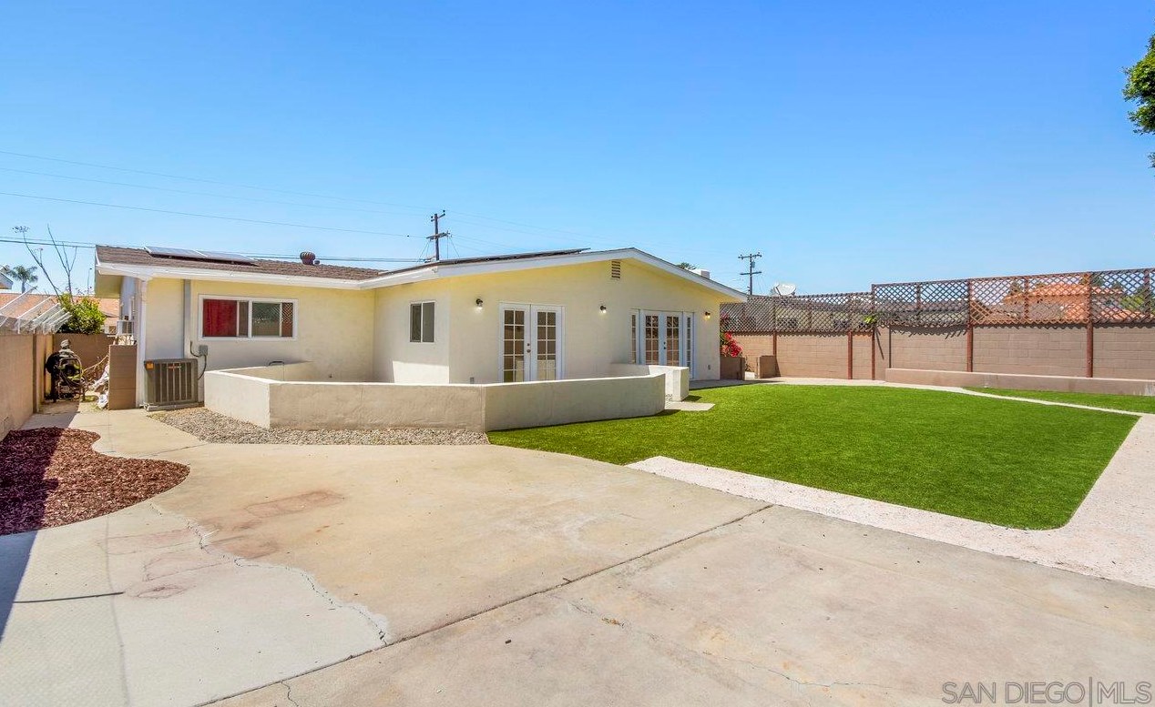 651 Landis Ave, Chula Vista CA  91910-5710 exterior