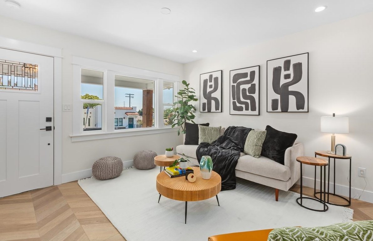 244 27th St, San Diego CA  92102-3118 exterior