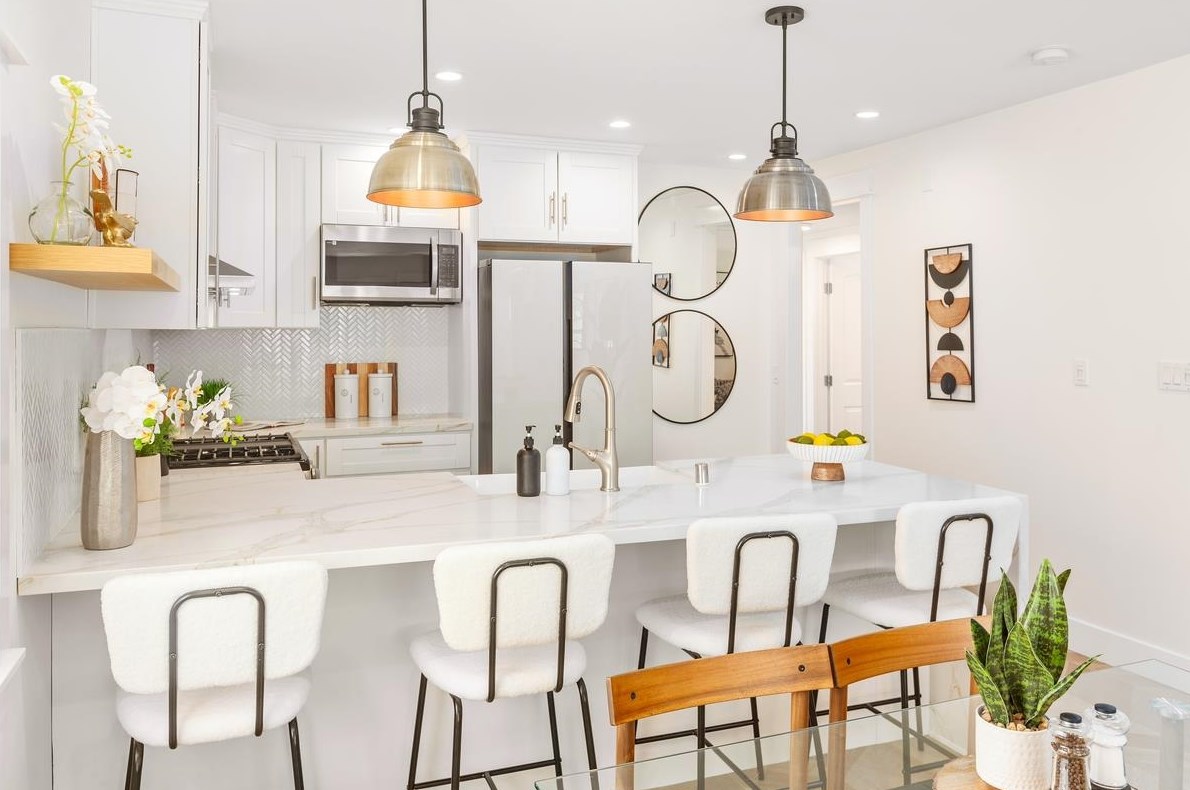 244 27th St, San Diego CA  92102-3118 exterior