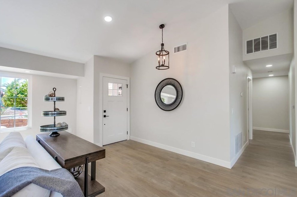 774 Grey Hawk Ct, Oceanside CA  92057-6353 exterior