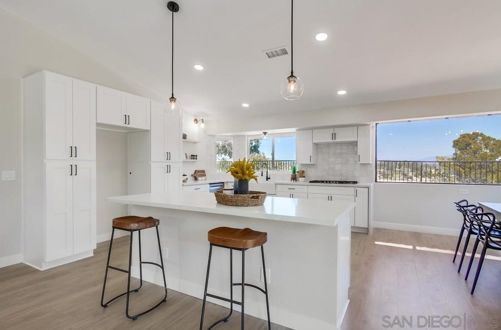 774 Grey Hawk Ct, Oceanside CA  92057-6353 exterior