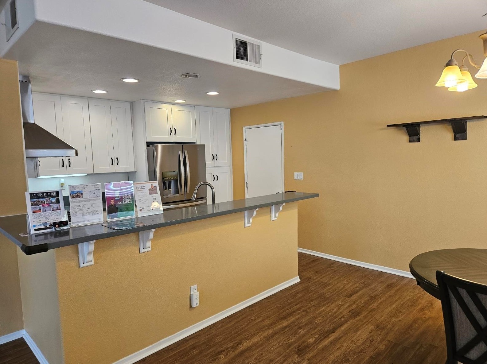 1354 Normandy Dr, Chula Vista CA  91913-3936 exterior