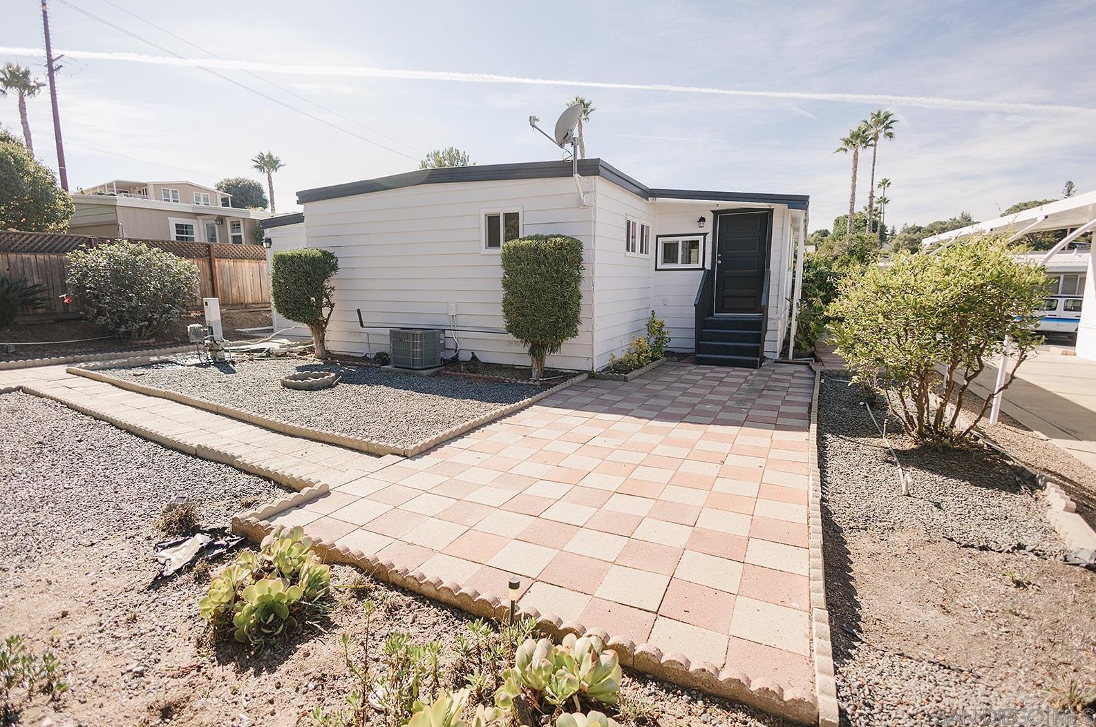 1145 Barham Dr, San Marcos CA  92078-4532 exterior