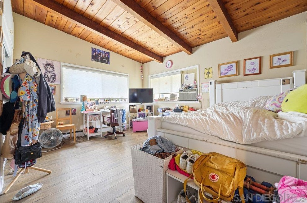 3738 King St, La Mesa CA  91941-7437 exterior