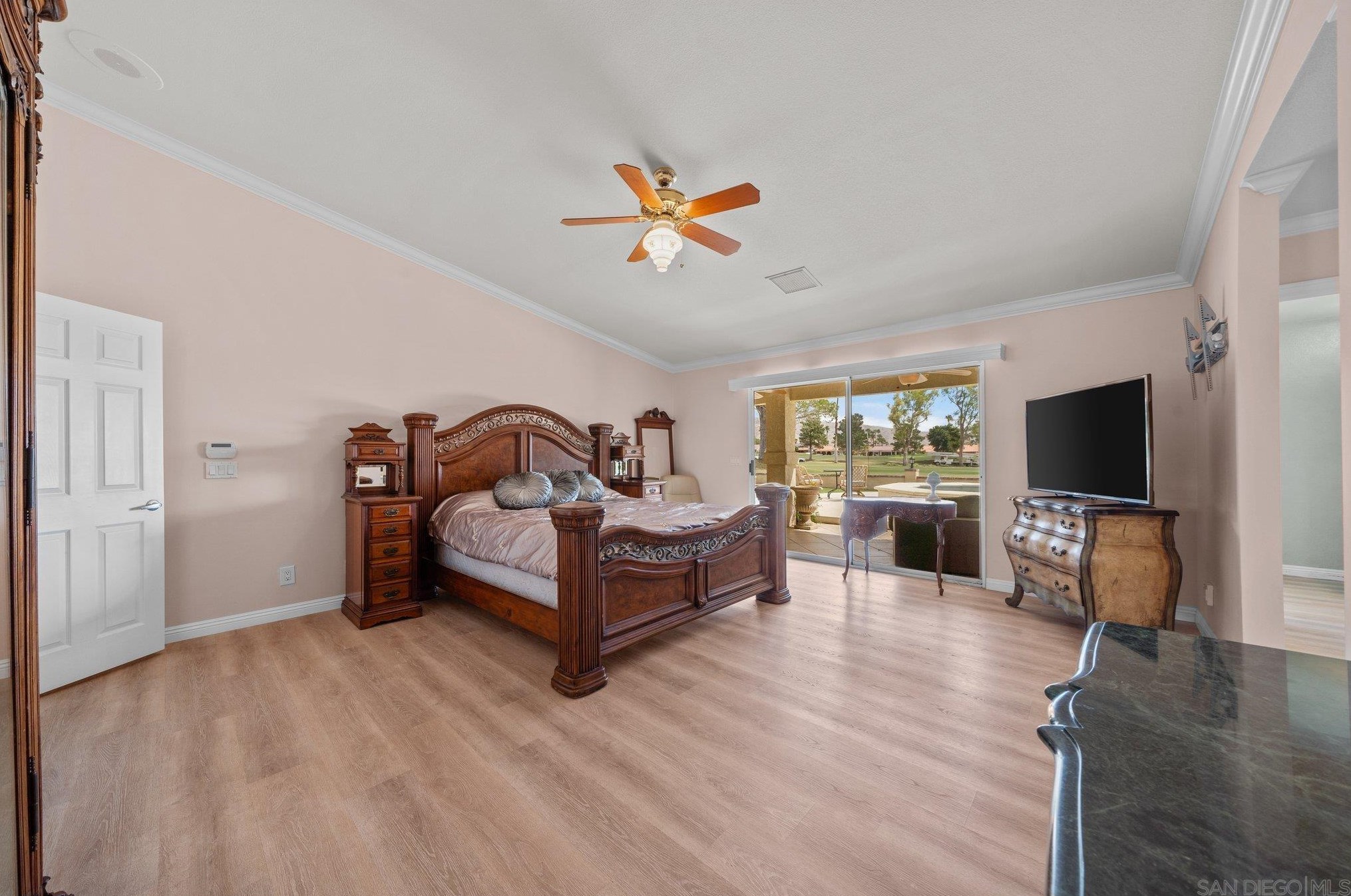 9721 Siwanoy Dr, Desert Hot Springs CA  92240-1330 exterior