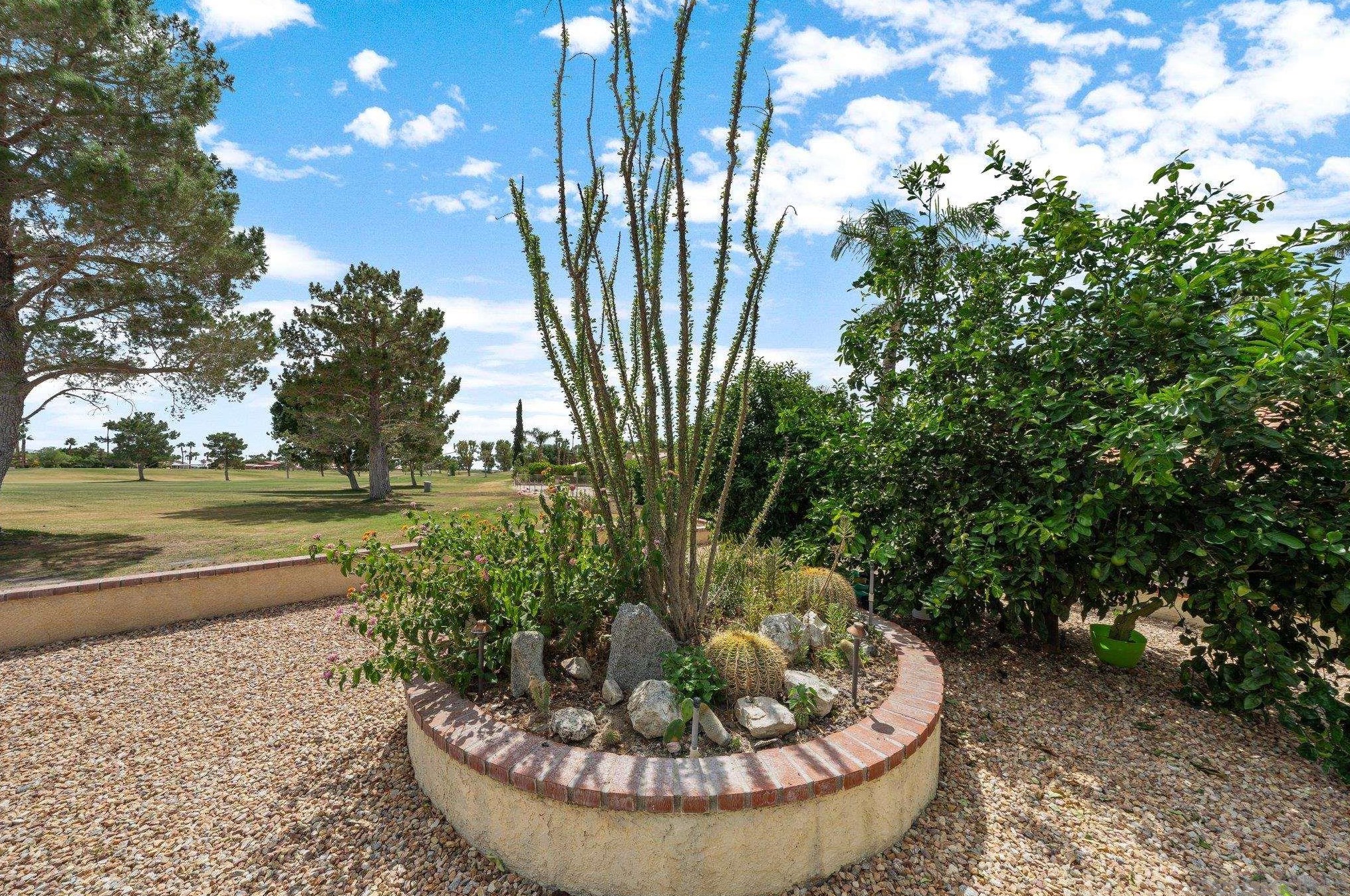 9721 Siwanoy Dr, Desert Hot Springs CA  92240-1330 exterior