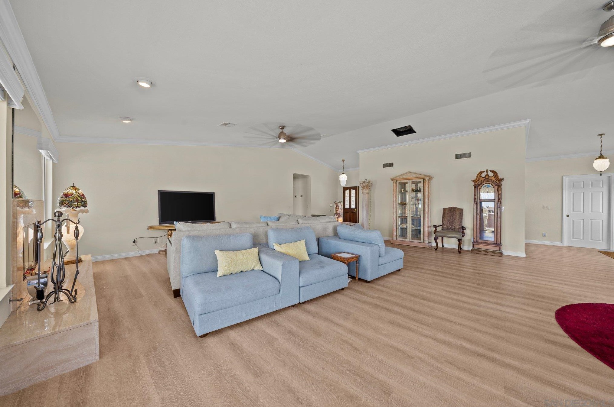 9721 Siwanoy Dr, Desert Hot Springs CA  92240-1330 exterior