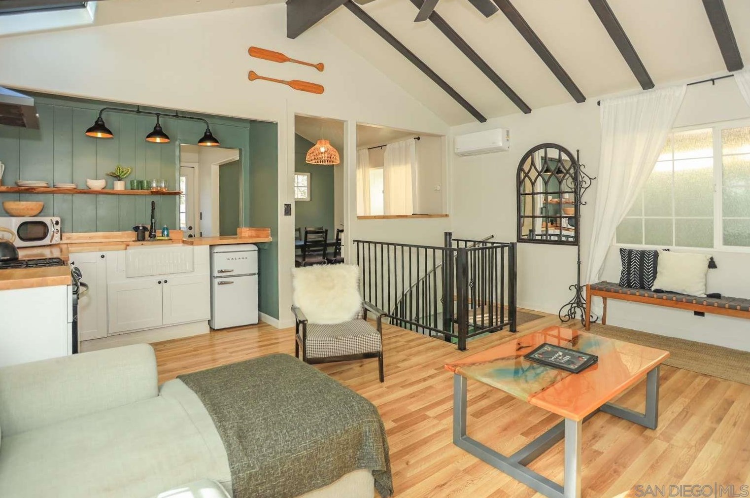 325 Hilltop Ln, Big Bear City CA  92314-9473 exterior