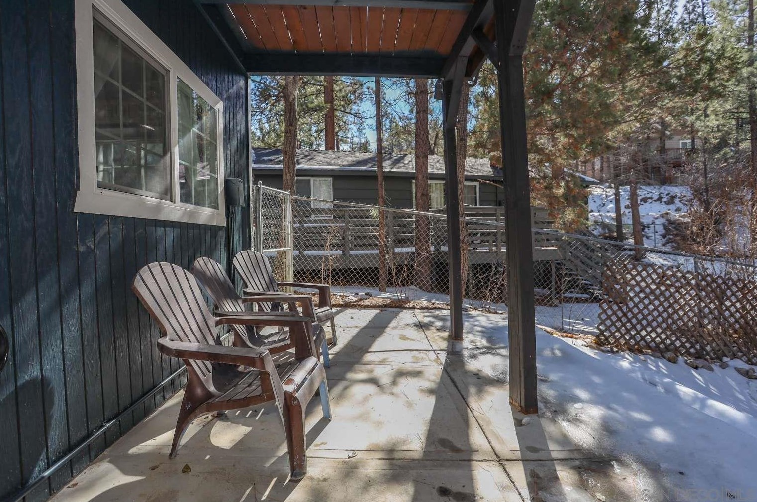 325 Hilltop Ln, Big Bear City CA  92314-9637 exterior