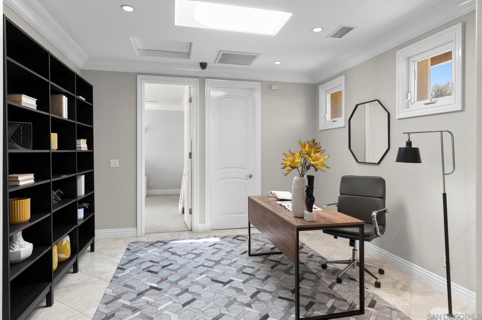 10656 Birch Bluff Ave, San Diego CA  92131-2210 exterior