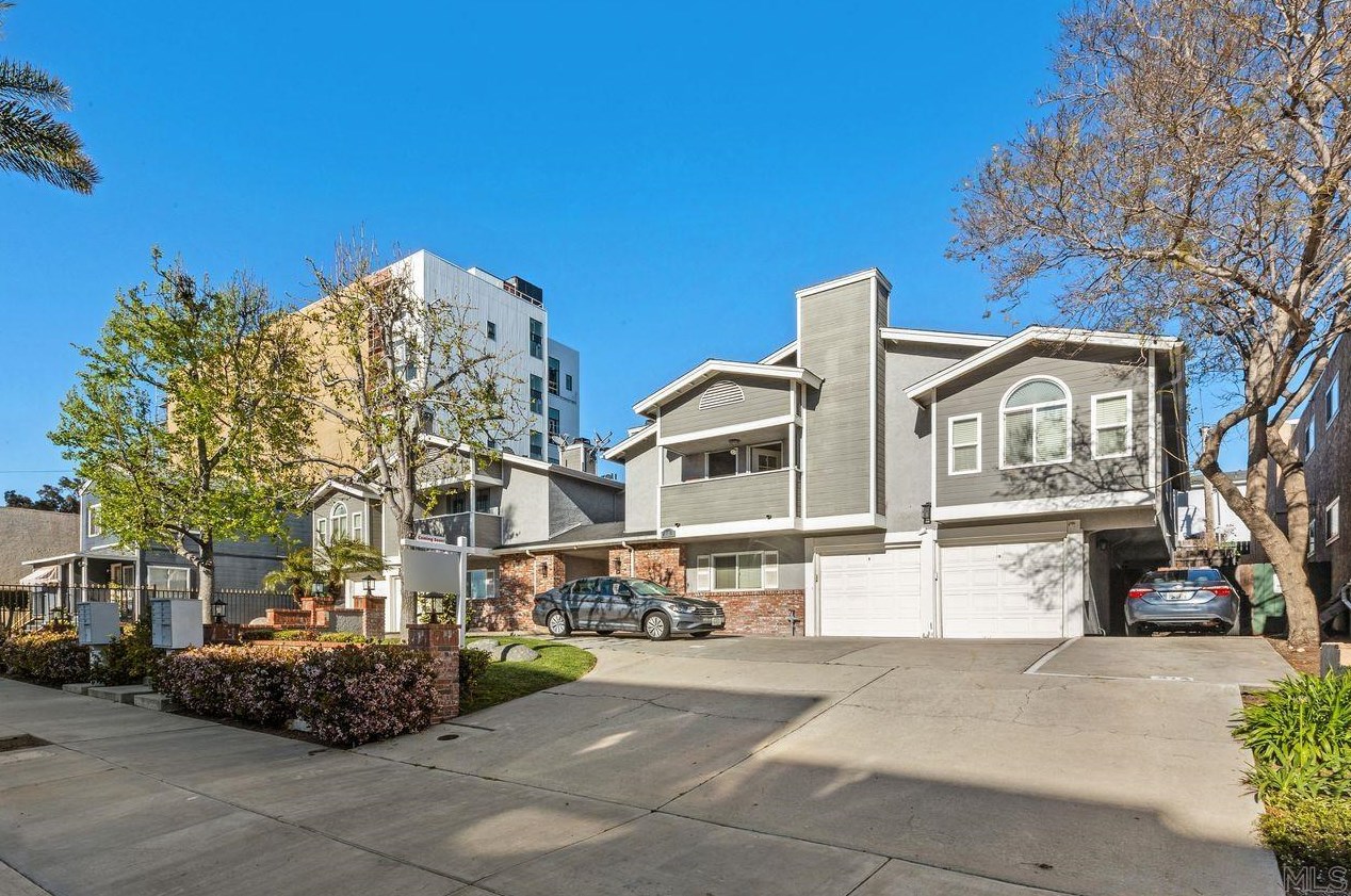 4209 Arizona St, San Diego CA  92104-6101 exterior