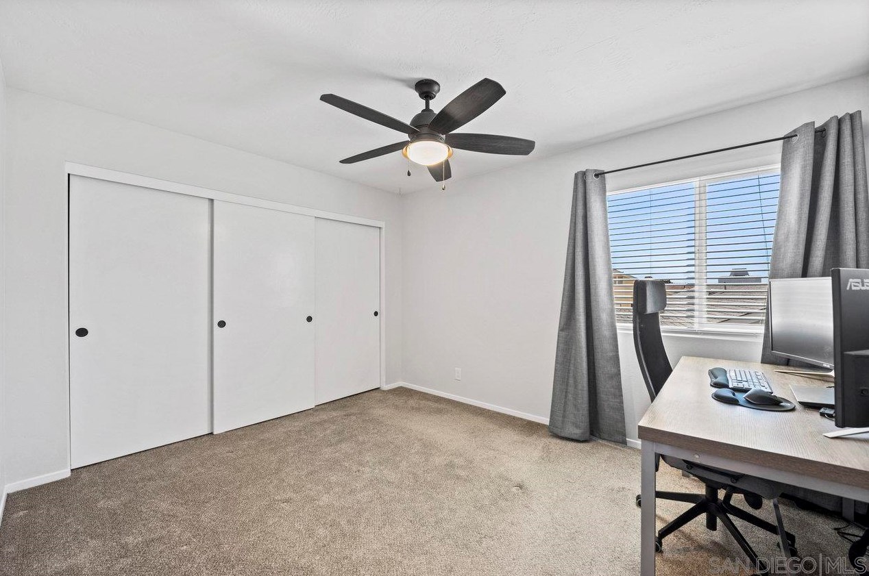 2838 Rutgers Pl, Oceanside CA  92056-6316 exterior