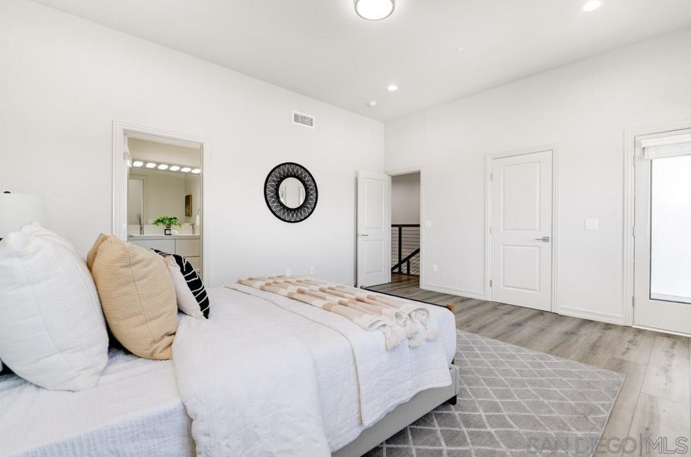 3737 31 St, San Diego CA 92104-3721 exterior