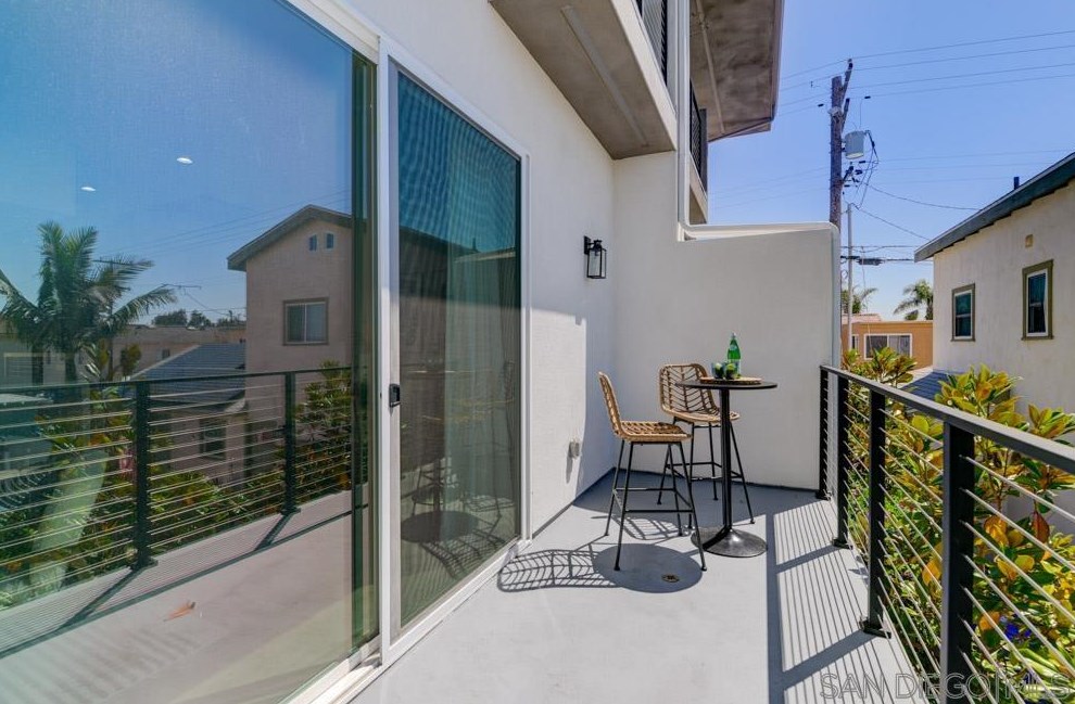 3737 31 St, San Diego CA 92104-3721 exterior