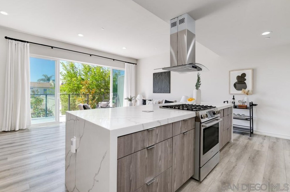 3737 31 St, San Diego CA 92104-3721 exterior