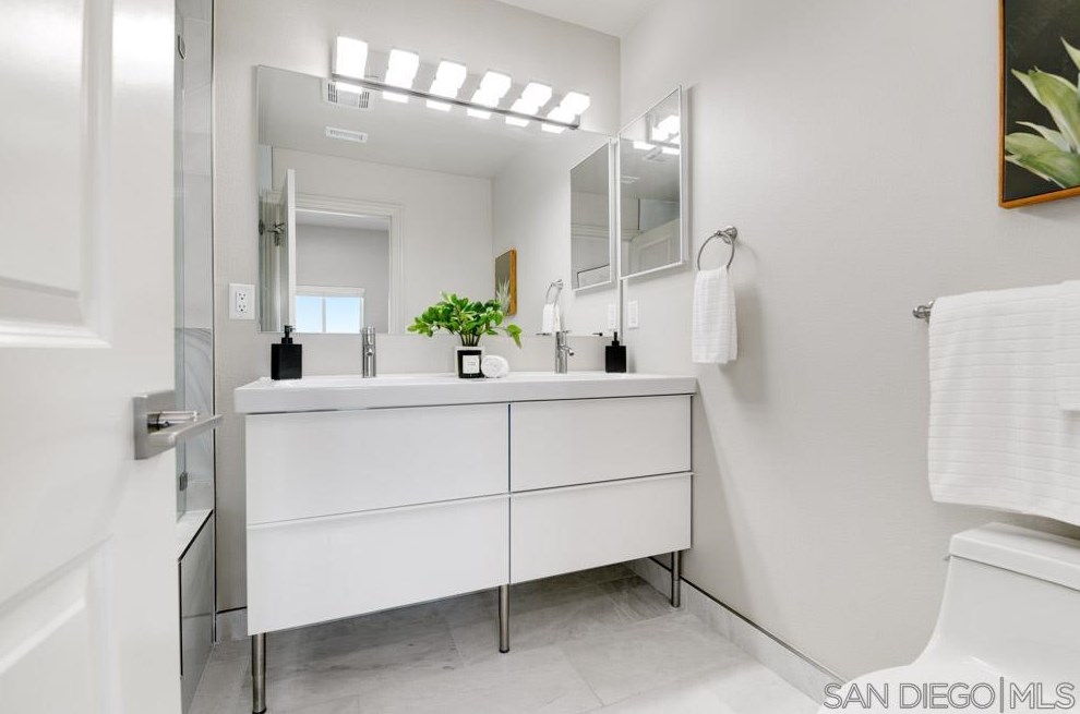 3737 31 St, San Diego CA 92104-3721 exterior