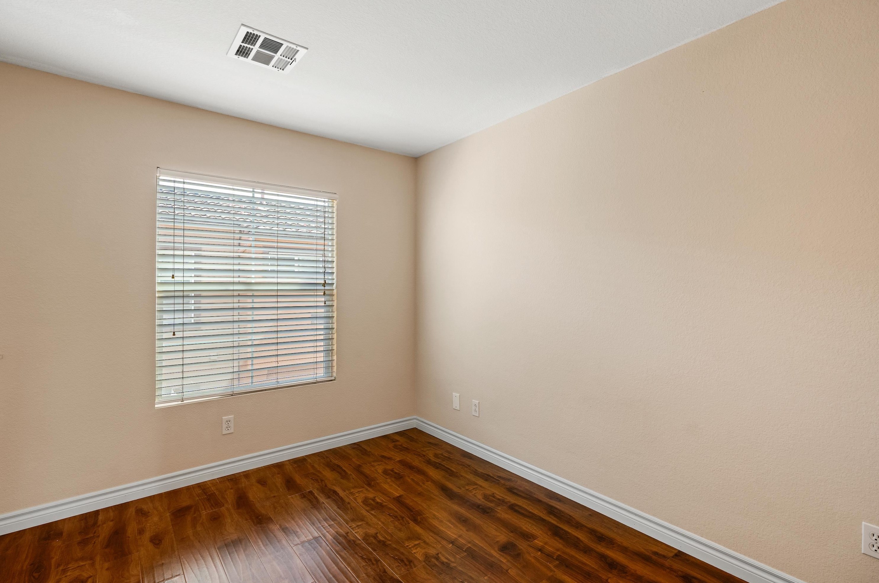 2895 Escala Cir, San Diego CA  92108-6724 exterior