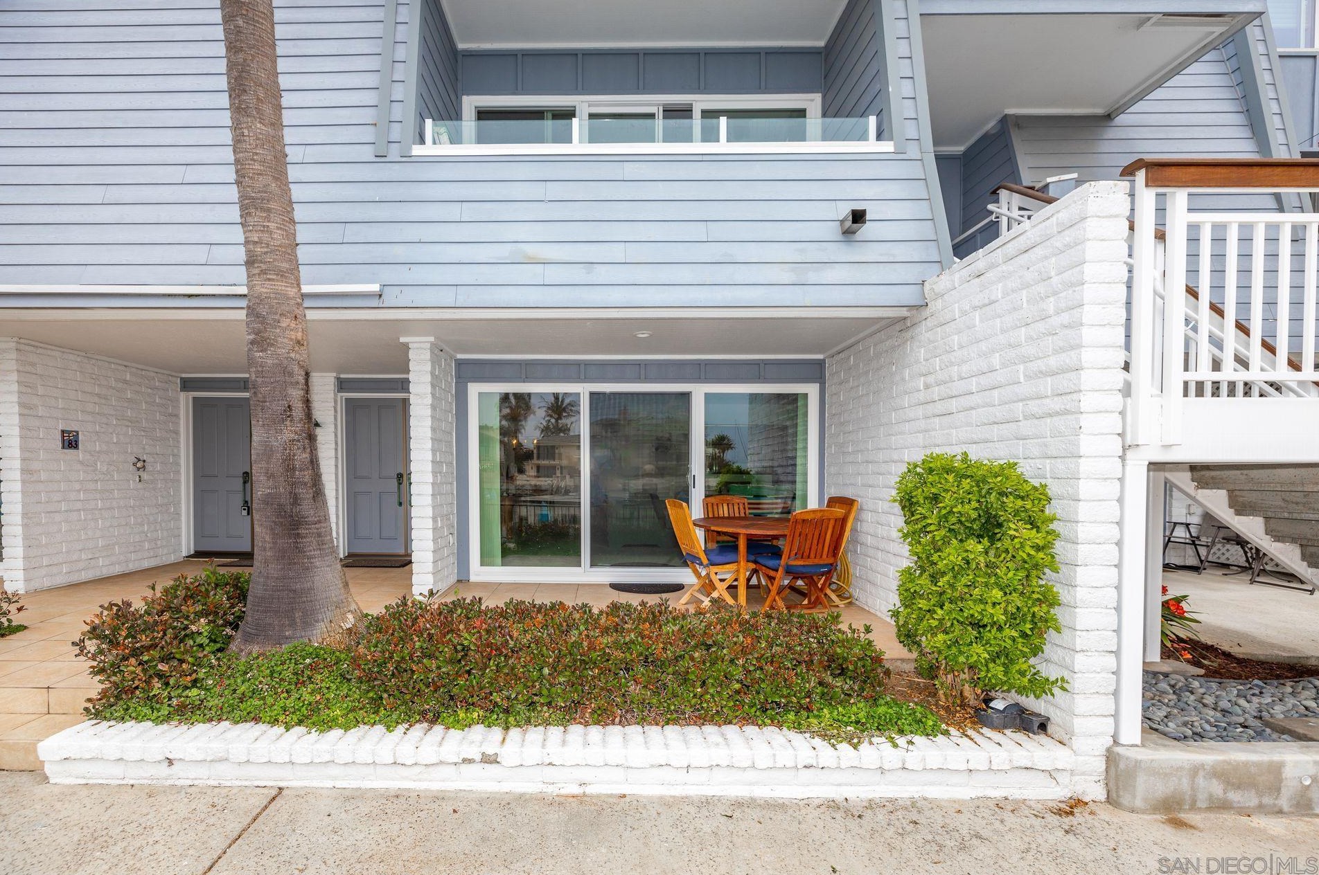 79 Montego Ct, San Diego CA 92118-3252 exterior