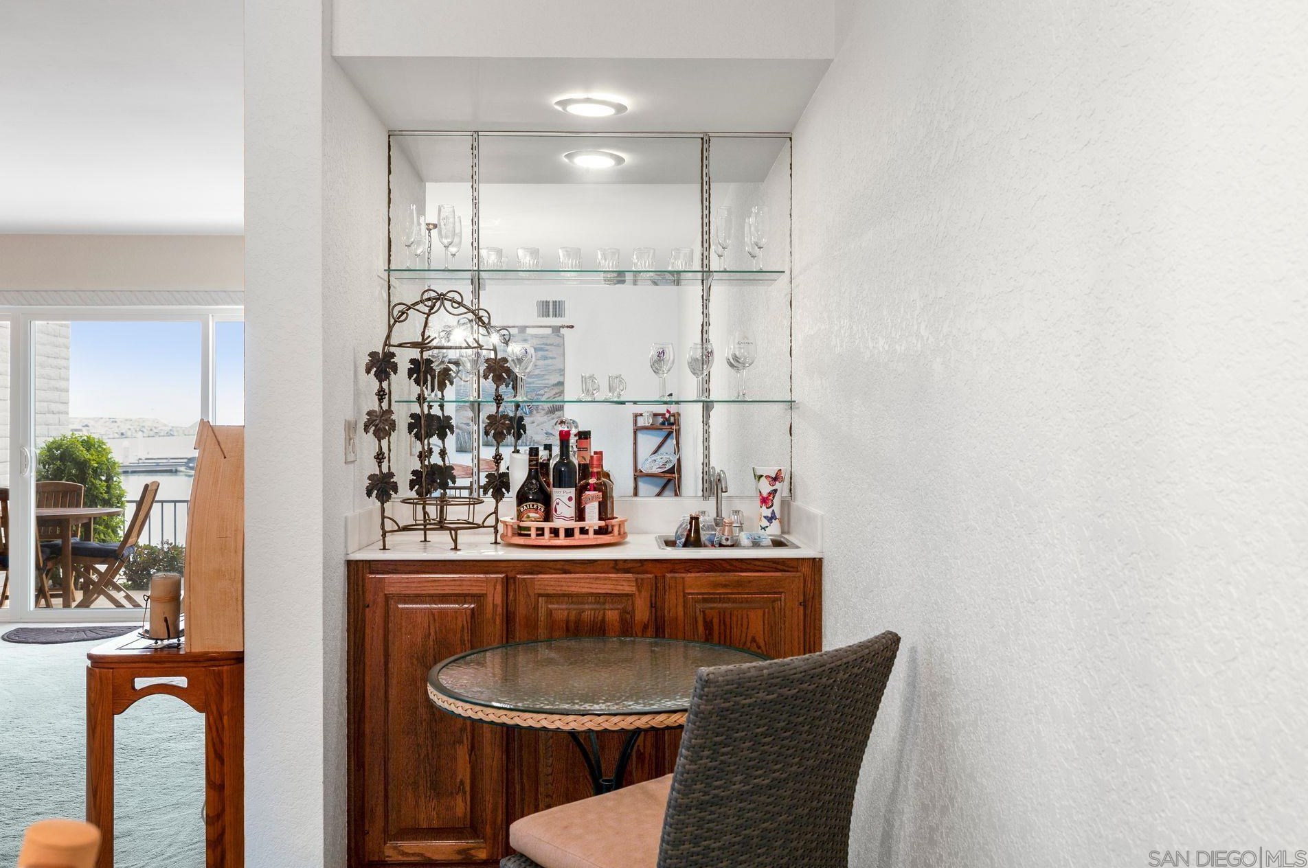 79 Montego Ct, San Diego CA 92118-3252 exterior