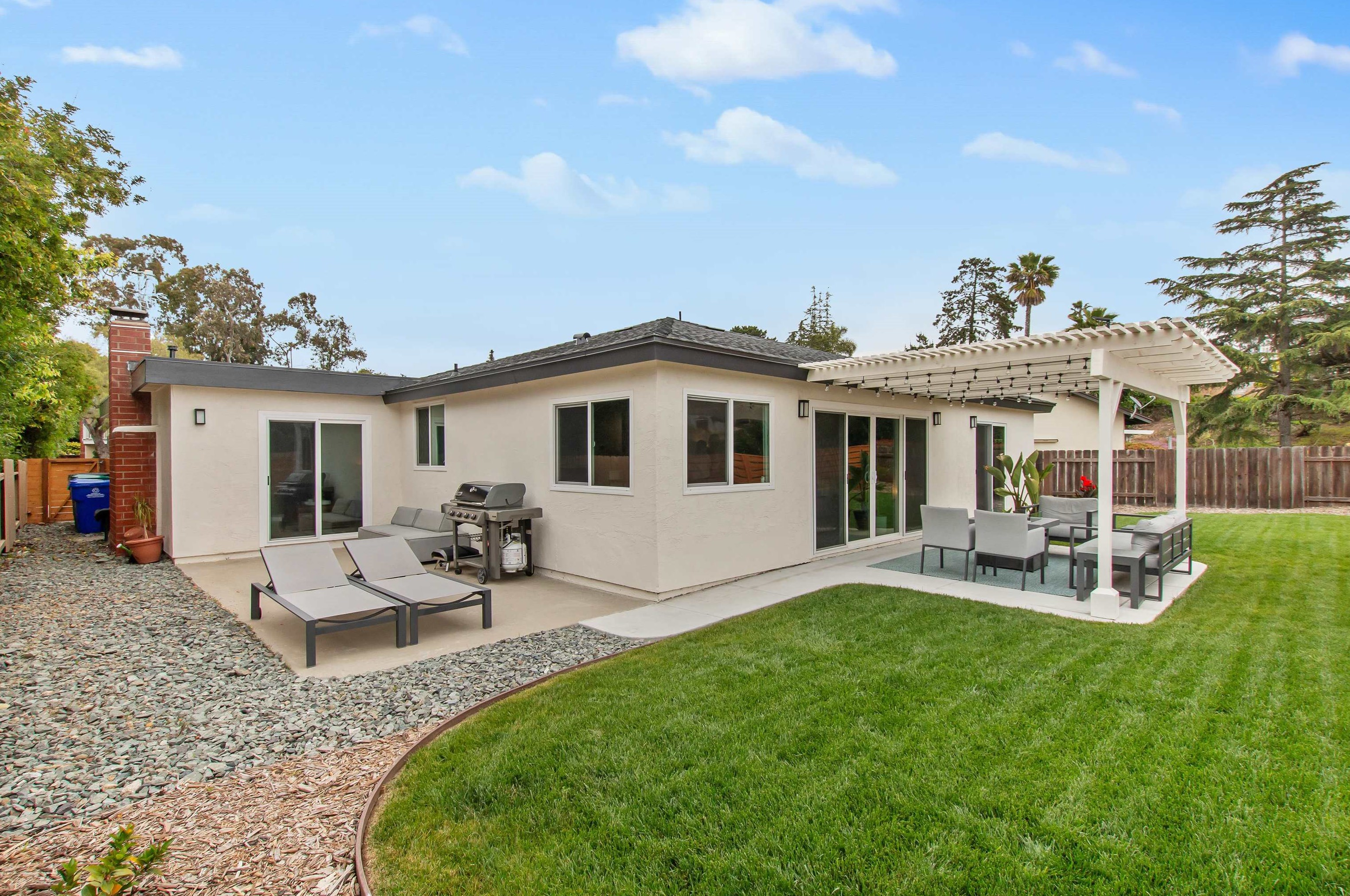 4311 Janan Way, San Diego CA  92122-3730 exterior