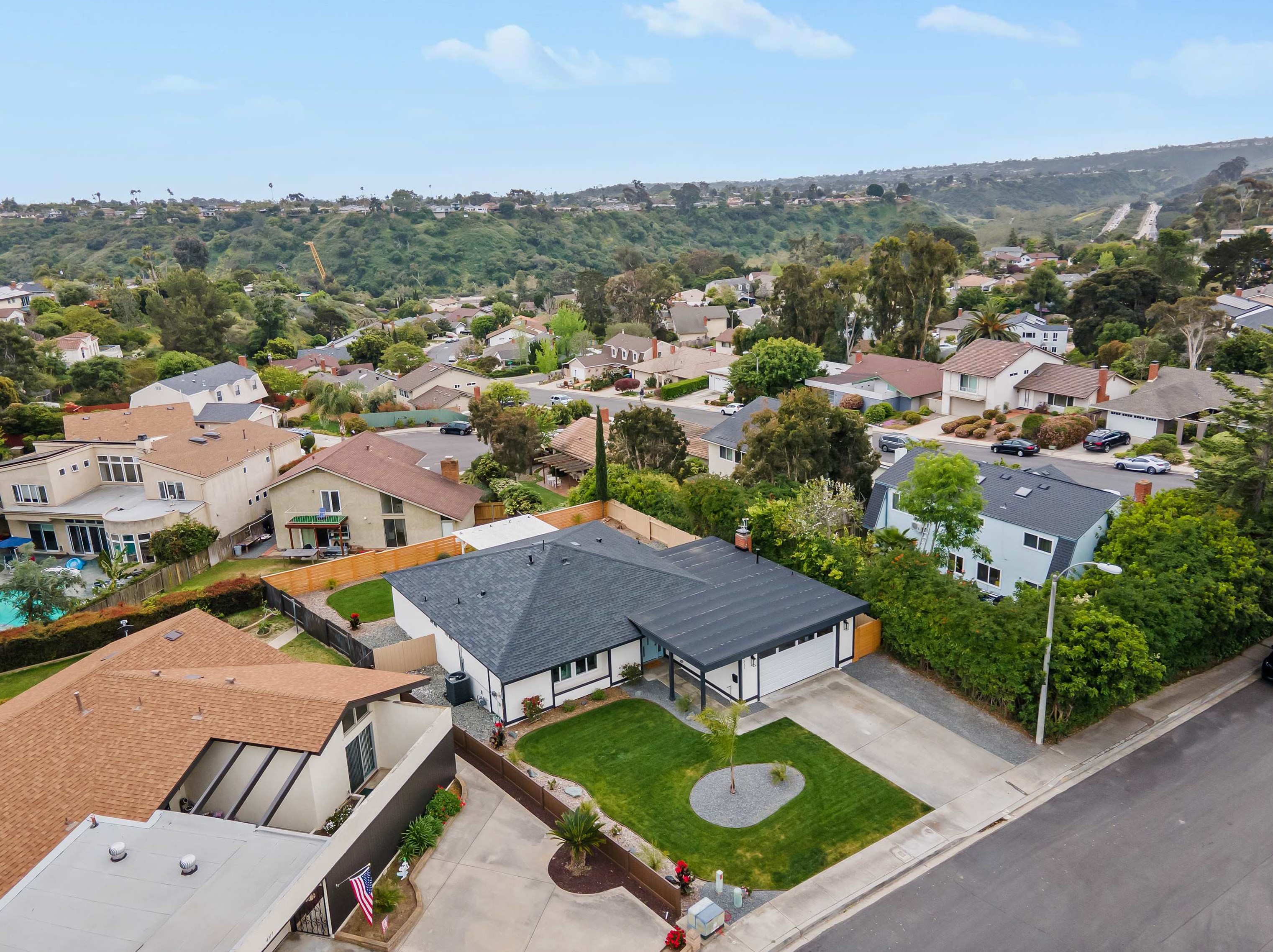 4311 Janan Way, San Diego CA  92122-3730 exterior