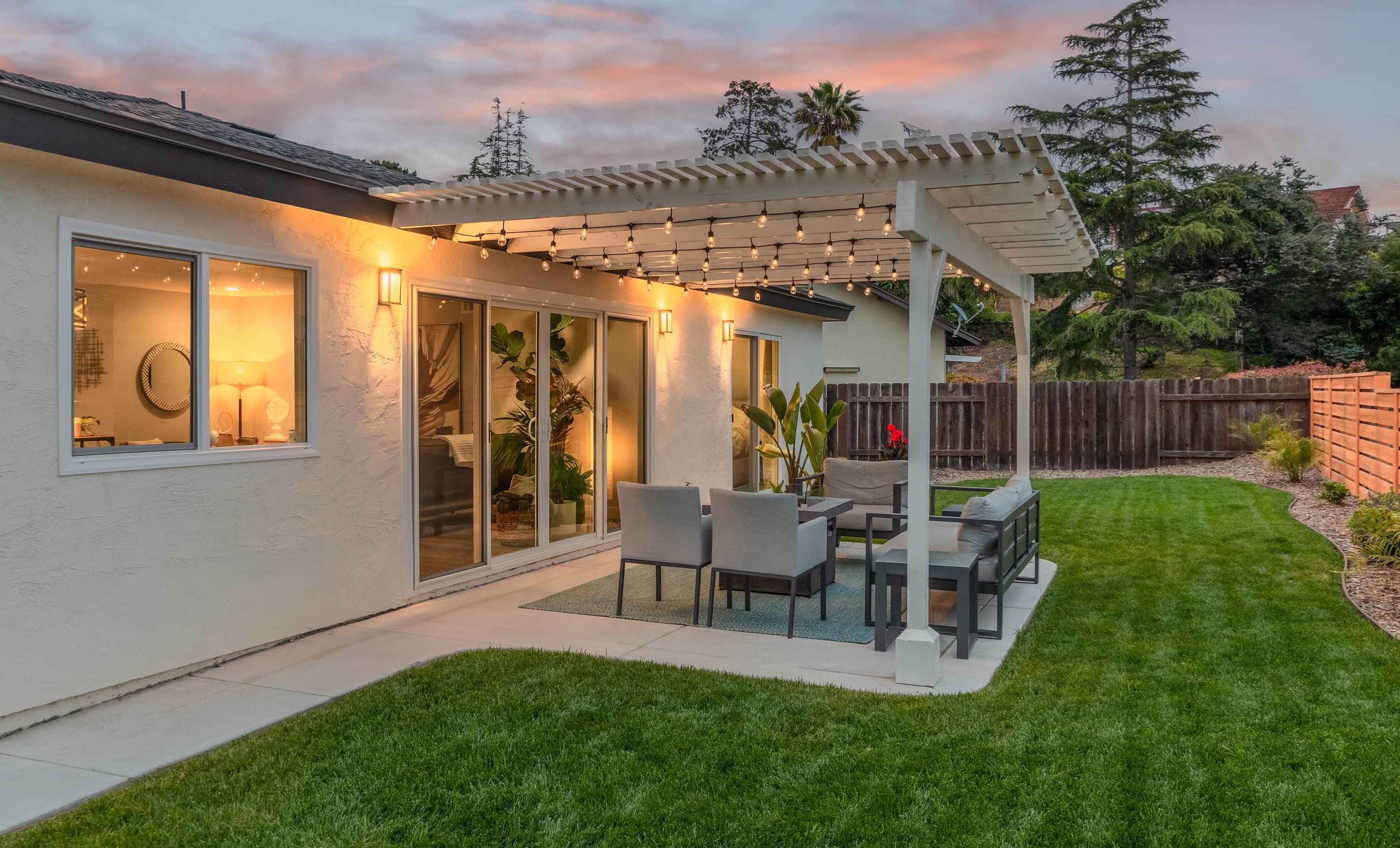 4311 Janan Way, San Diego CA  92122-3730 exterior