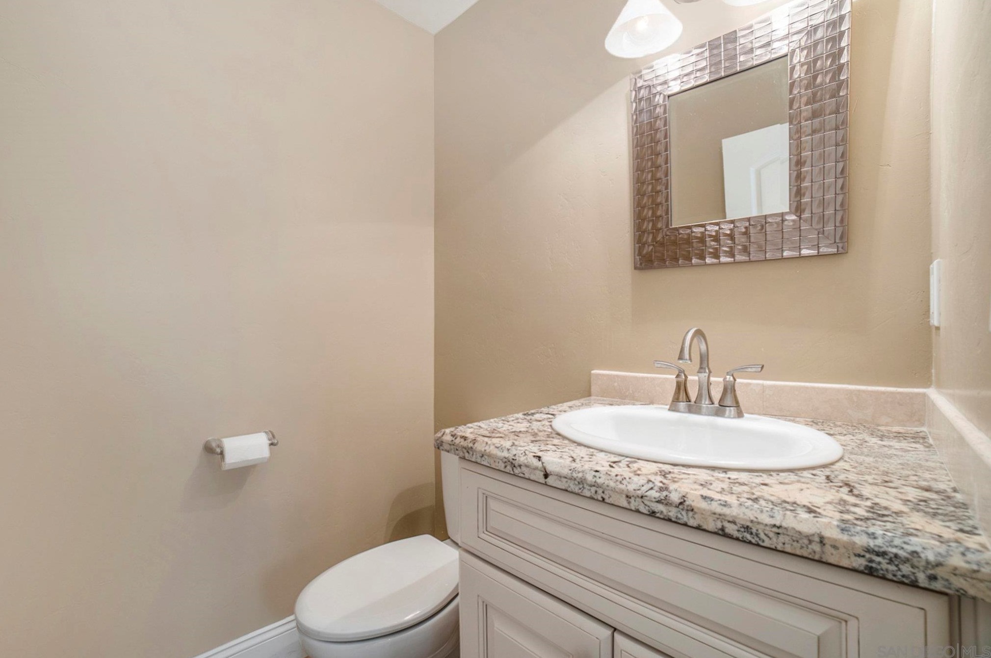 17321 Grandee Pl, San Diego CA 92128-2154 exterior