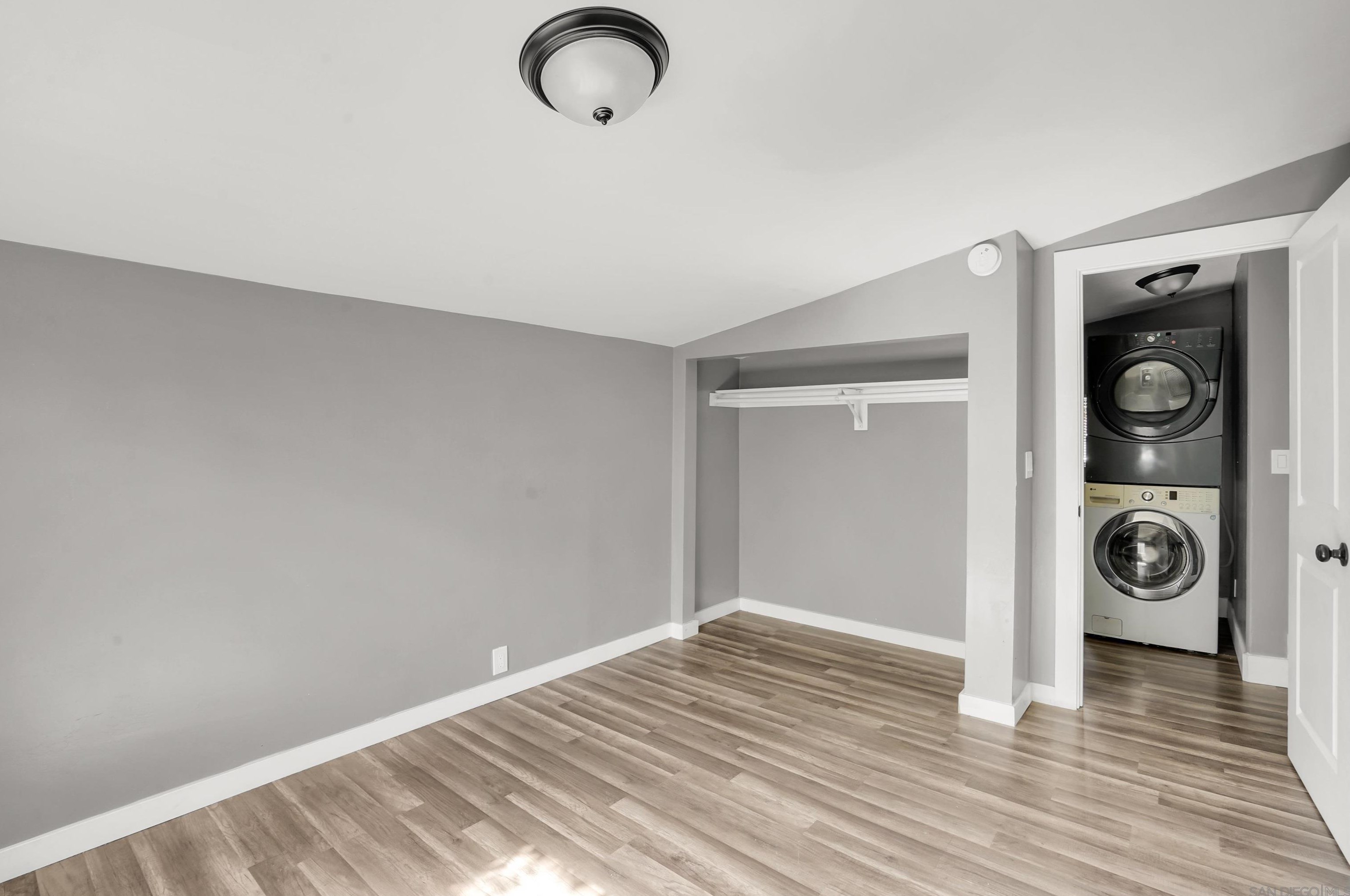 2743 Ridgeway Dr, National City CA  91950-7738 exterior