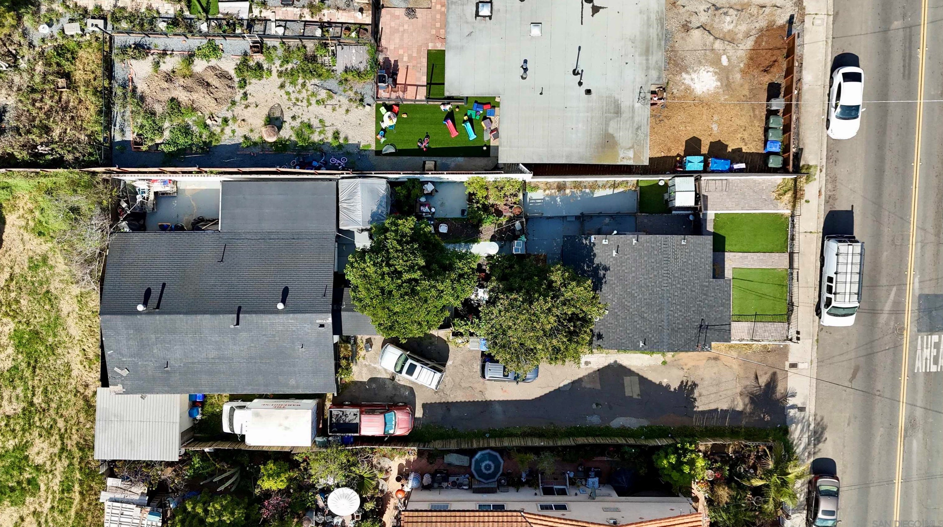 2743 Ridgeway Dr, National City CA  91950-7738 exterior