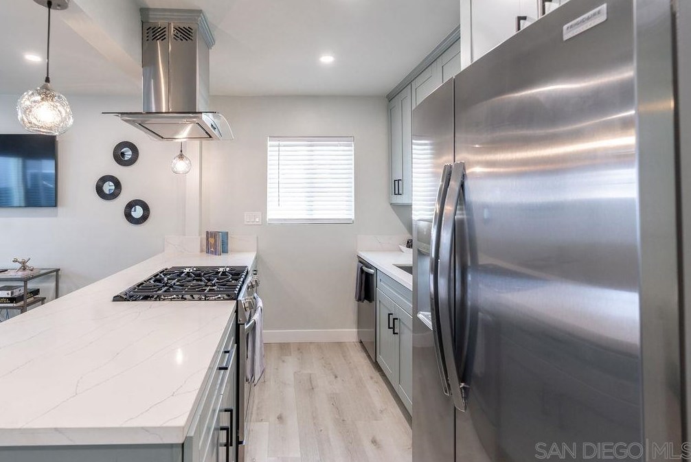 1671-75 Diamond St, San Diego CA exterior