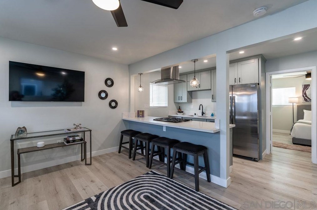 1671-75 Diamond St, San Diego CA exterior