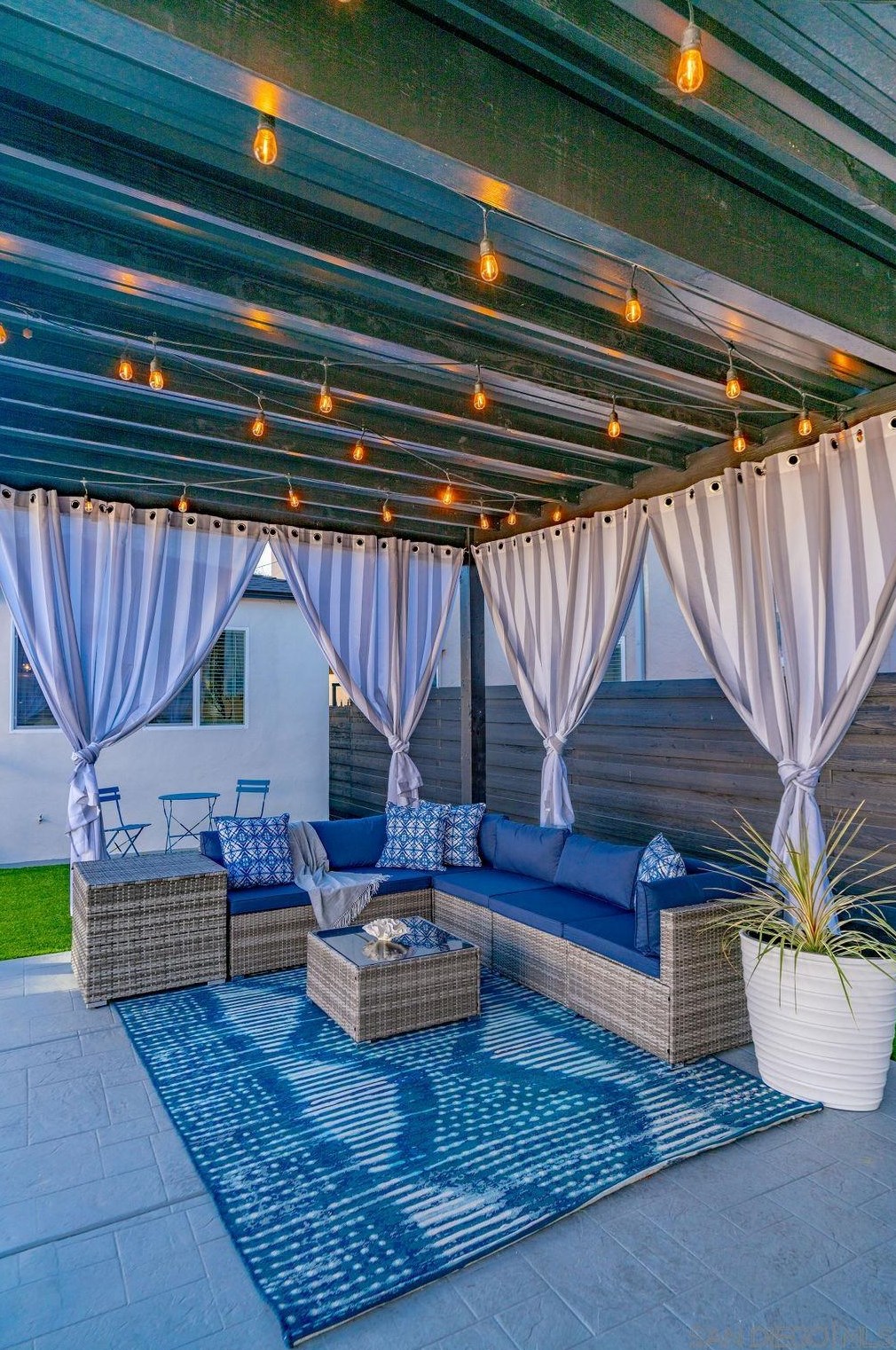 1671-75 Diamond St, San Diego CA exterior