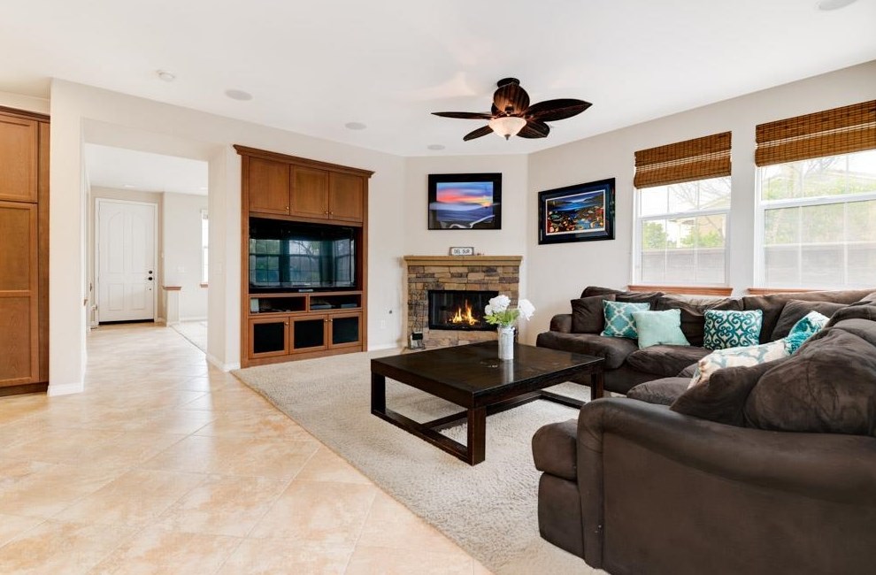 15852 Monte Alto Ter, San Diego CA 92127-6126 exterior