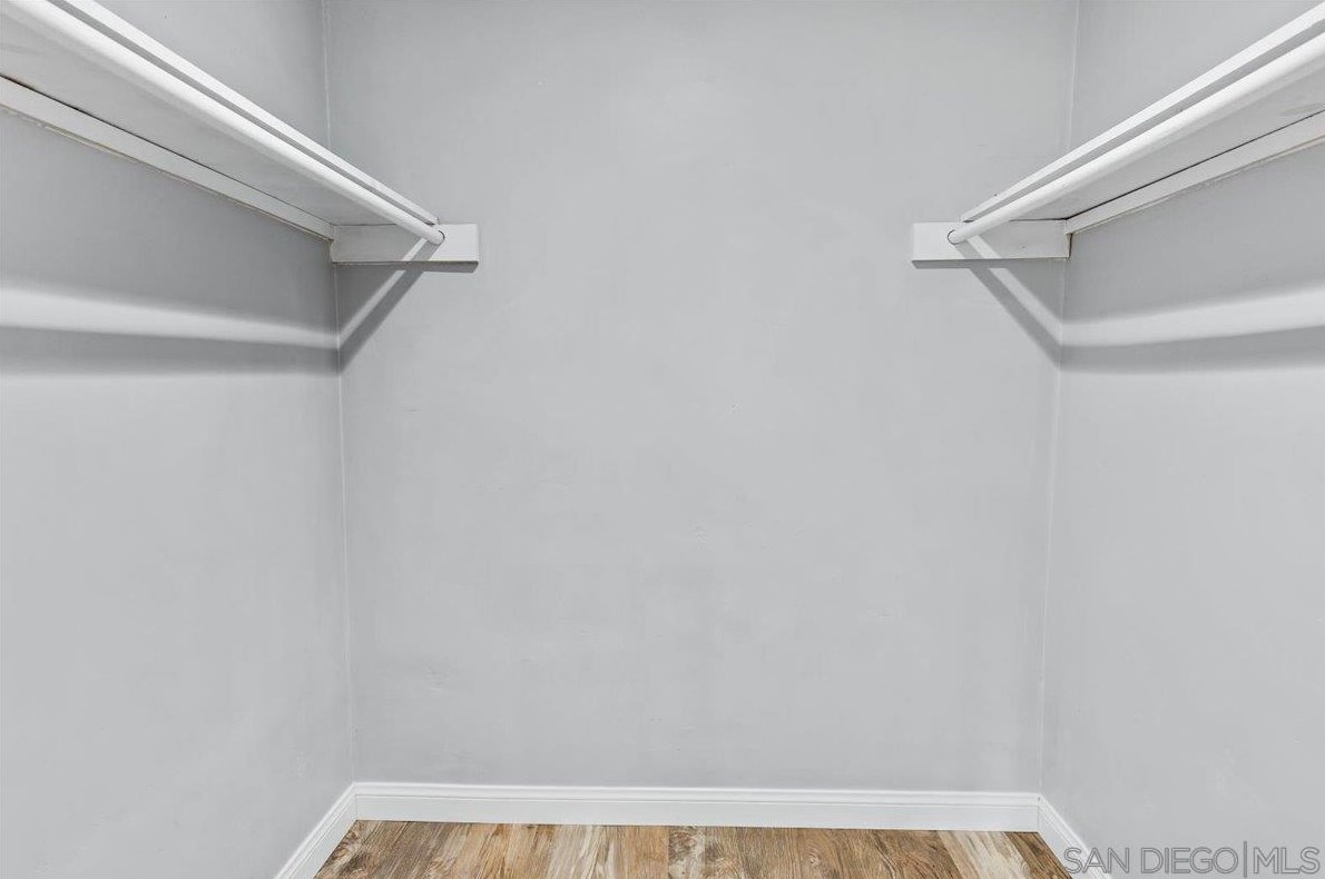 6210 Wunderlin Ave, San Diego CA  92114-2733 exterior