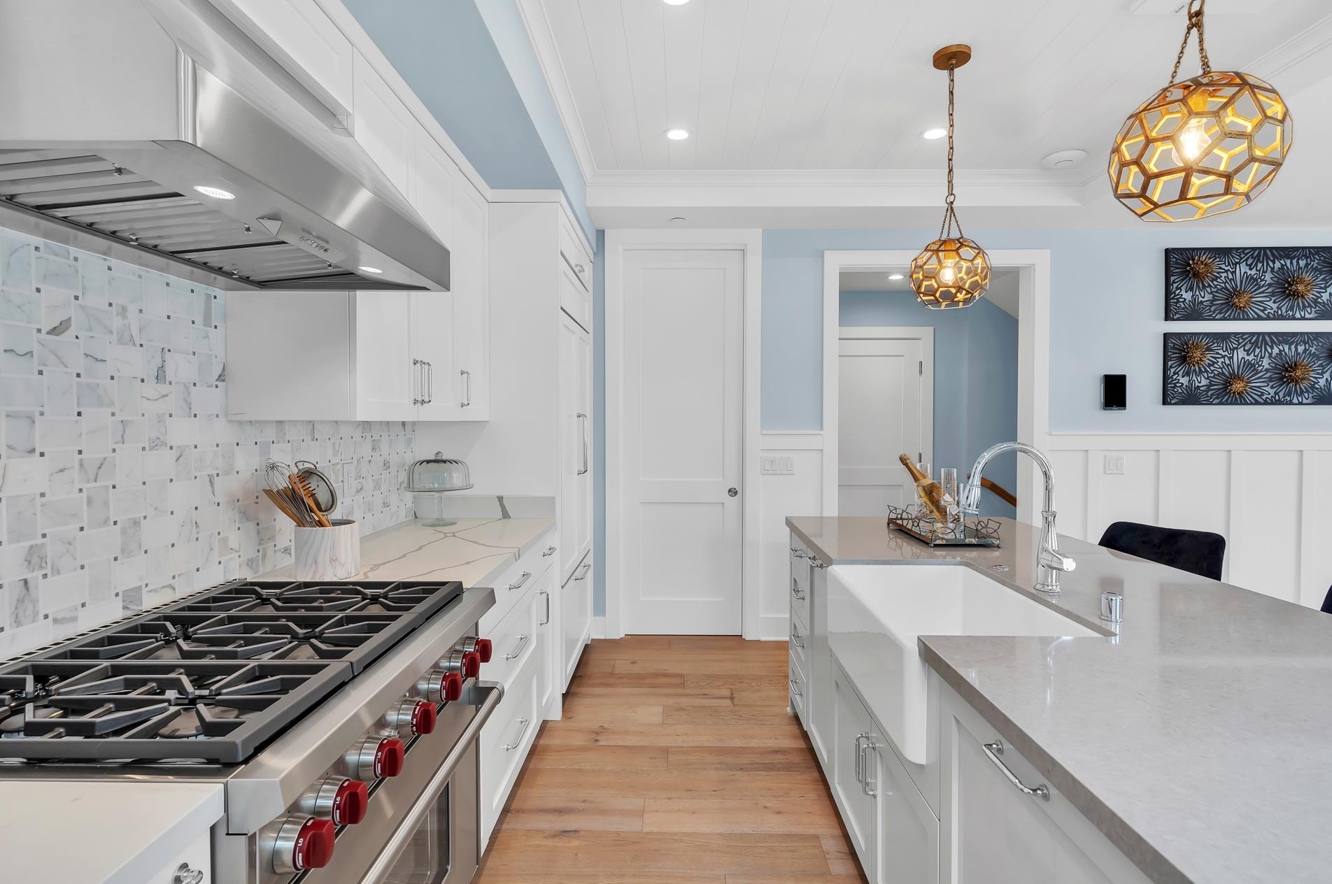 1119 9th St, San Diego CA 92118-2602 exterior