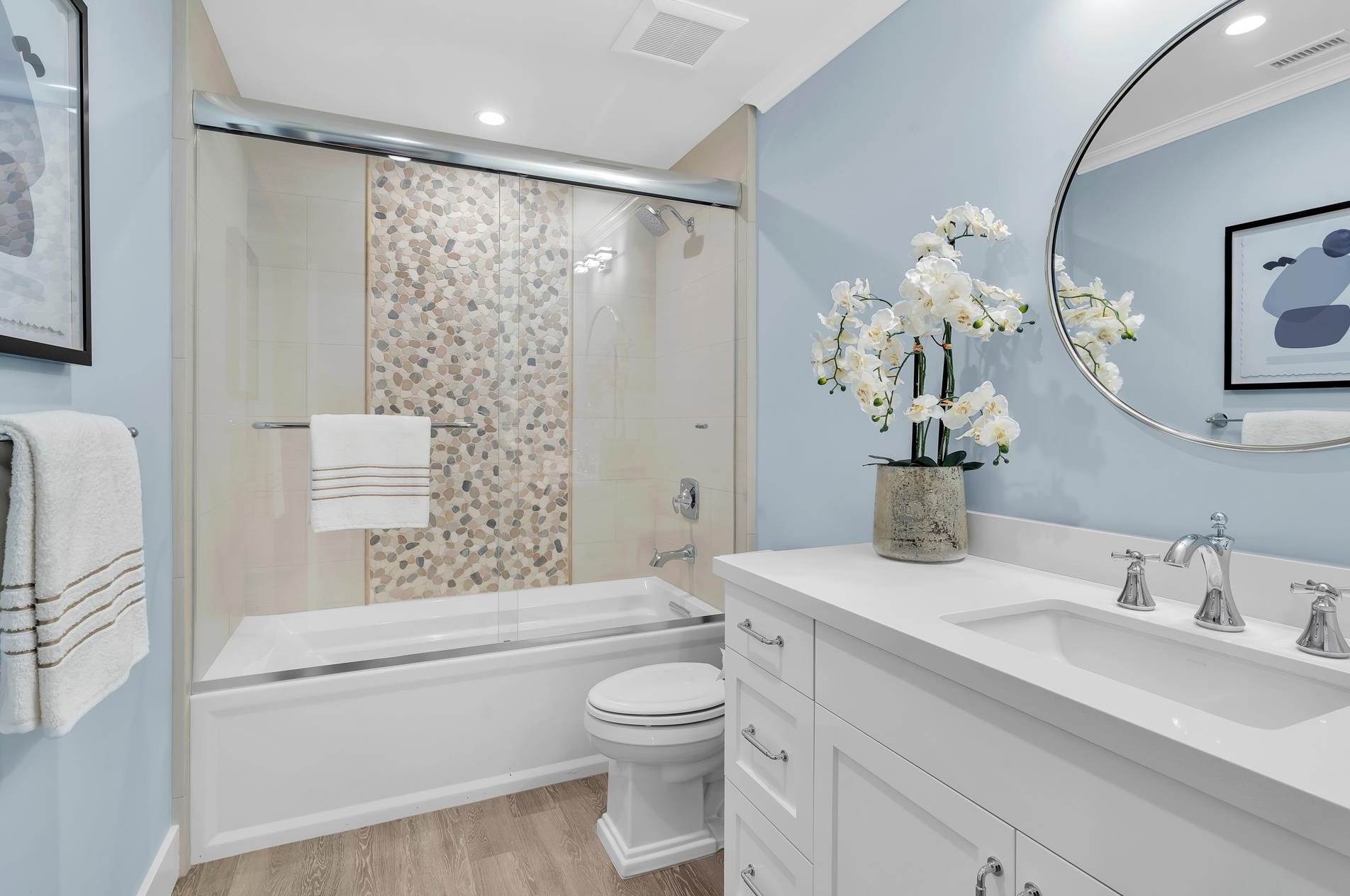 1119 9th St, San Diego CA 92118-2602 exterior