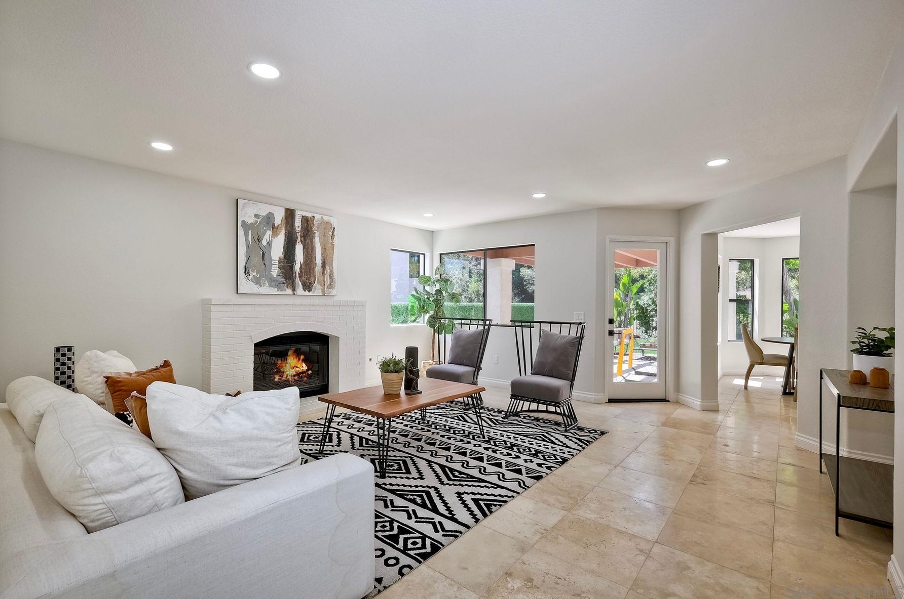 11931 Avenida Consentido, San Diego CA  92128-3244 exterior