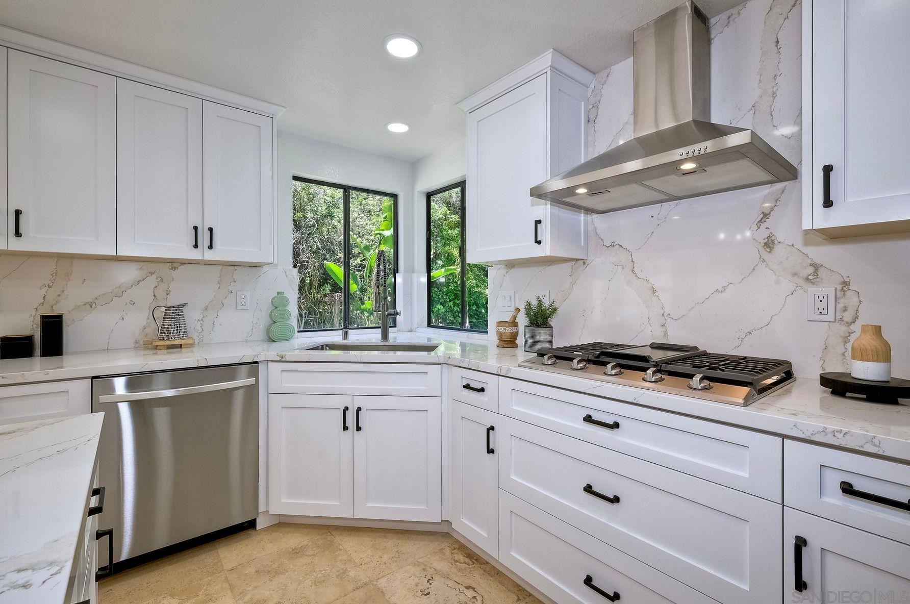 11931 Avenida Consentido, San Diego CA  92128-3244 exterior