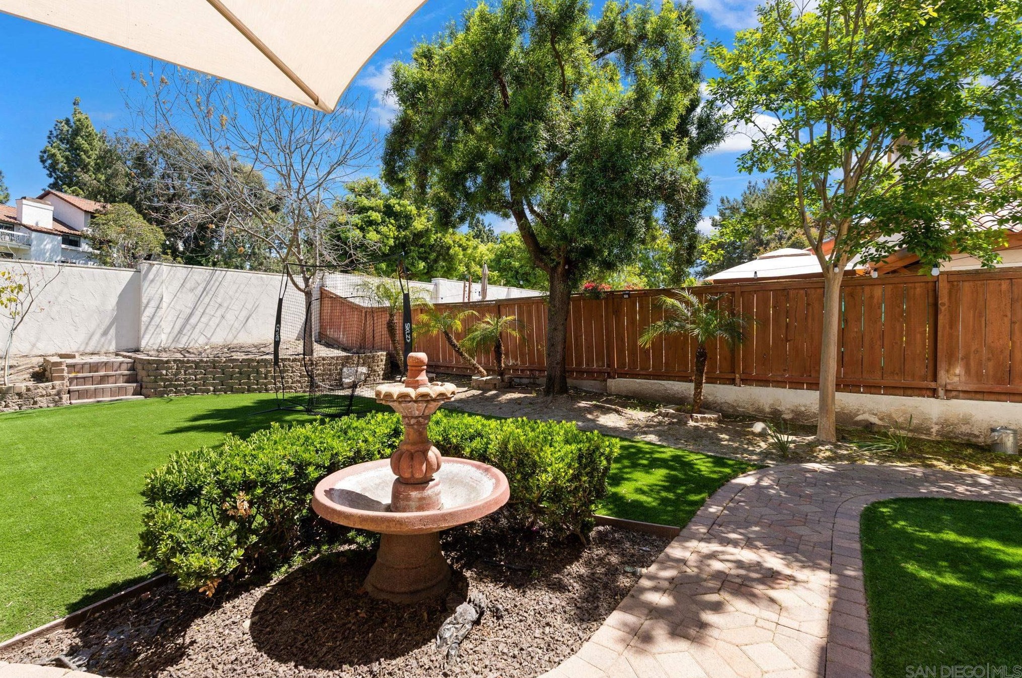 16345 Avenida Nobleza, San Diego CA  92128-3211 exterior