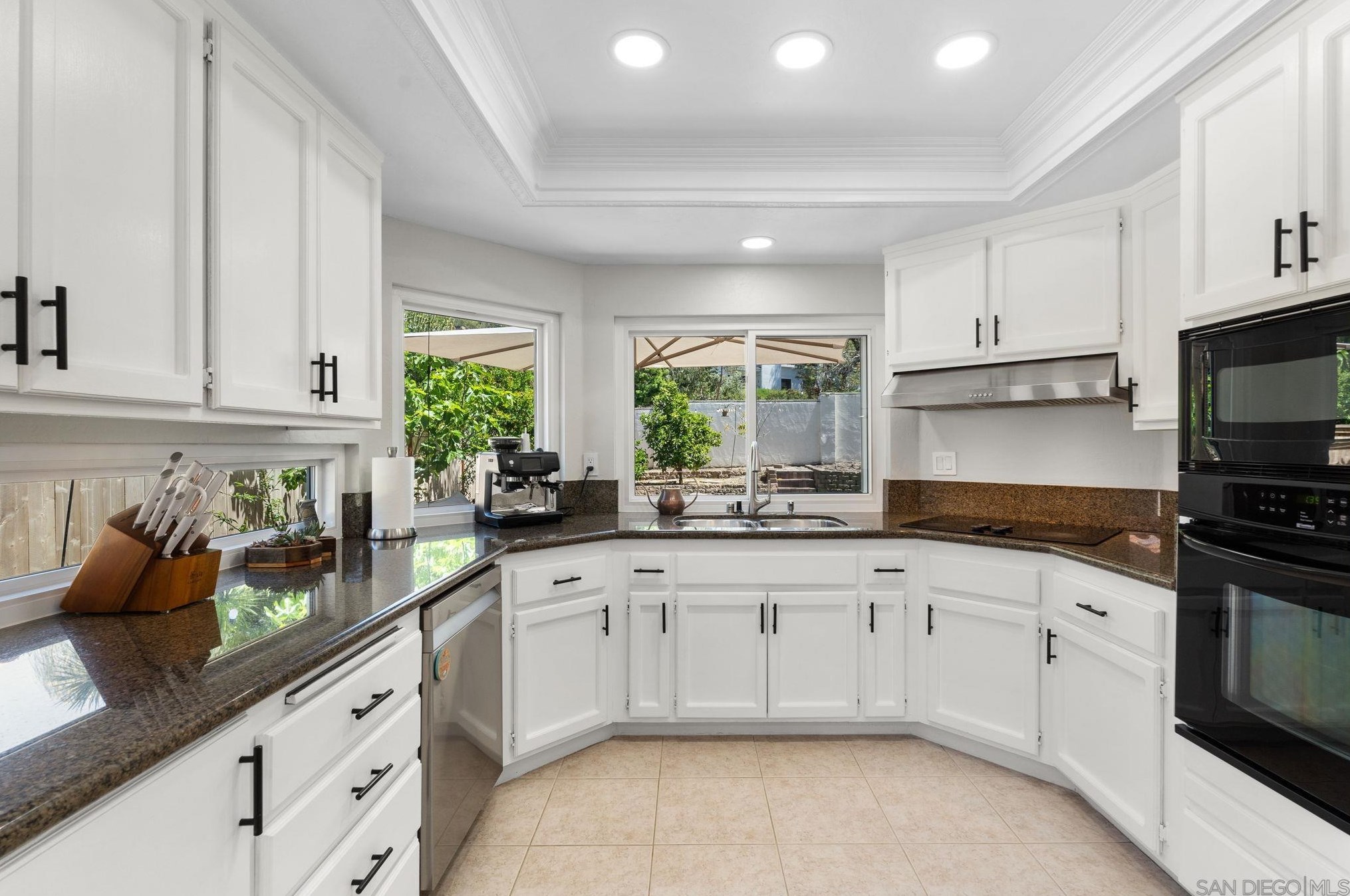 16345 Avenida Nobleza, San Diego CA  92128-3211 exterior