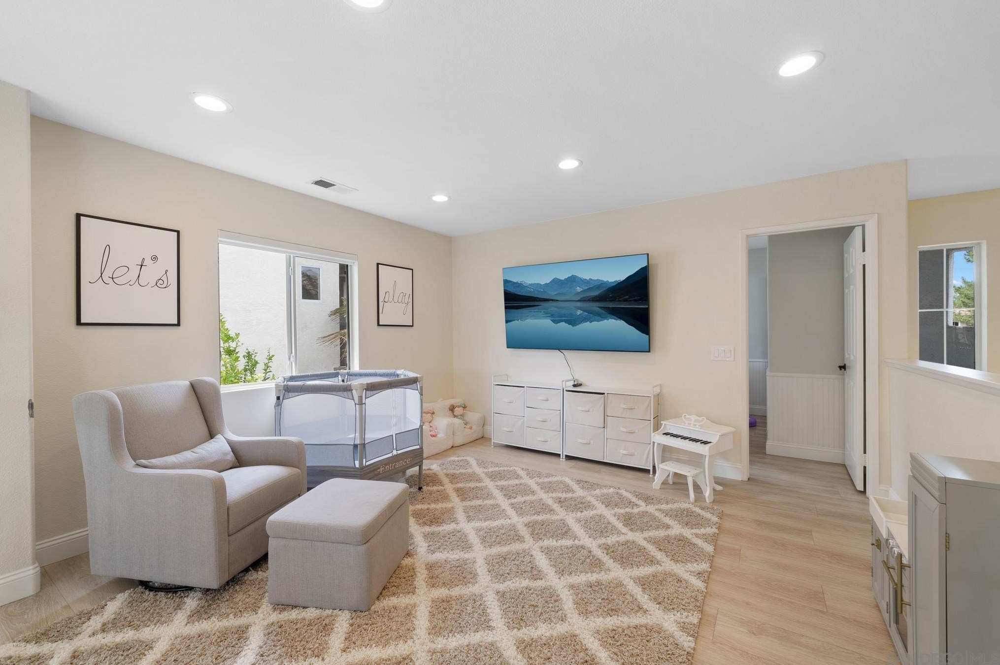 2550 Noble Canyon Rd, Chula Vista CA  91915-1517 exterior