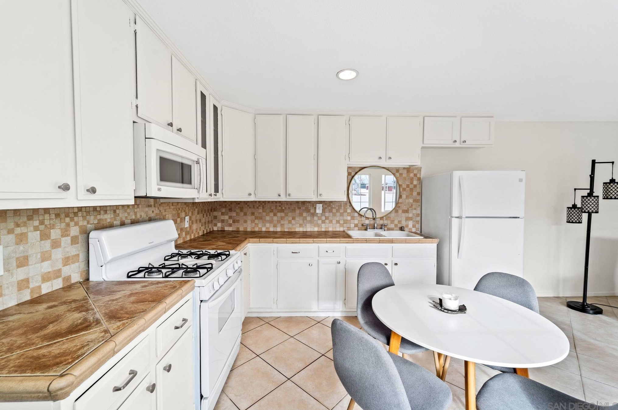 3114 Menlo Ave, San Diego CA  92105-4432 exterior