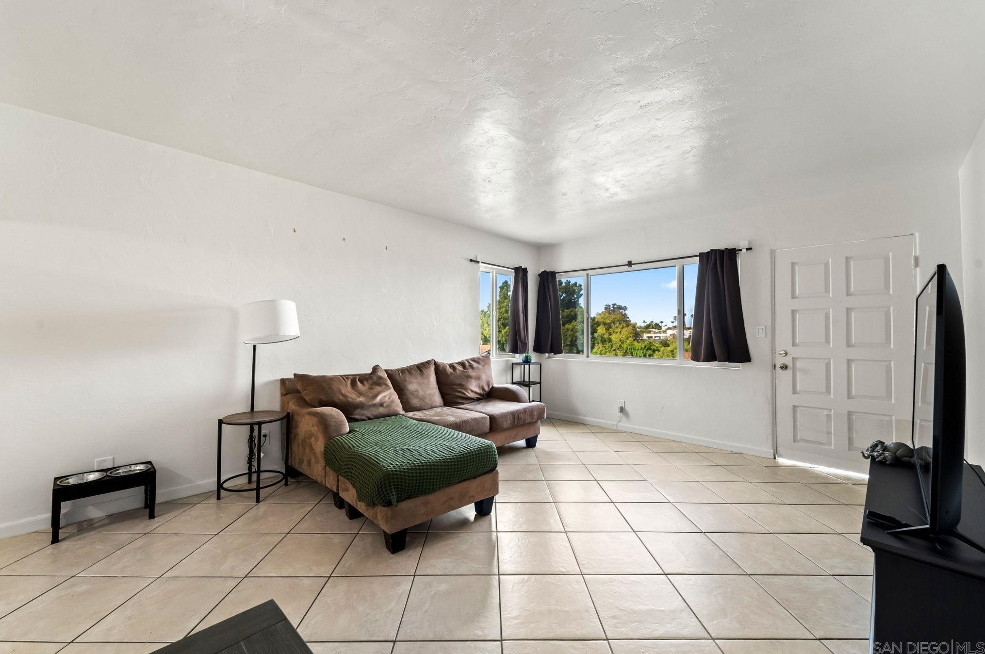 3114 Menlo Ave, San Diego CA  92105-4432 exterior