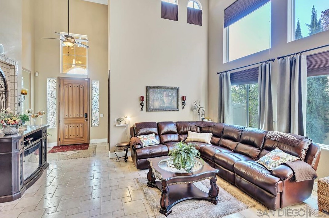 45846 Paseo Gallante, Temecula CA 92592-1253 exterior