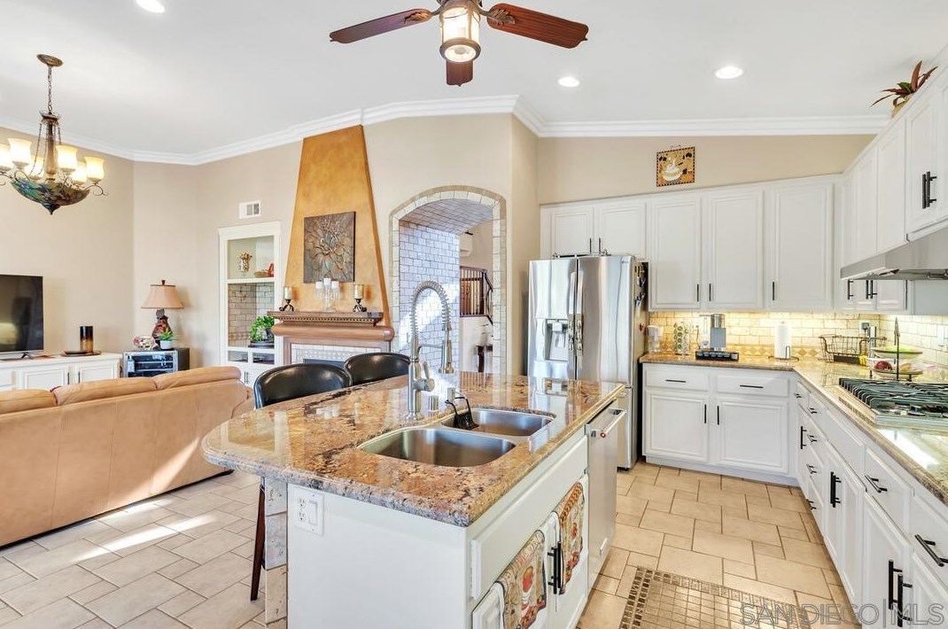 45846 Paseo Gallante, Temecula CA 92592-1253 exterior