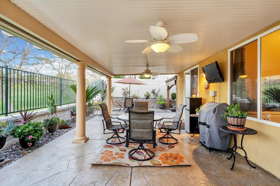 45846 Paseo Gallante, Temecula CA 92592-1253 exterior