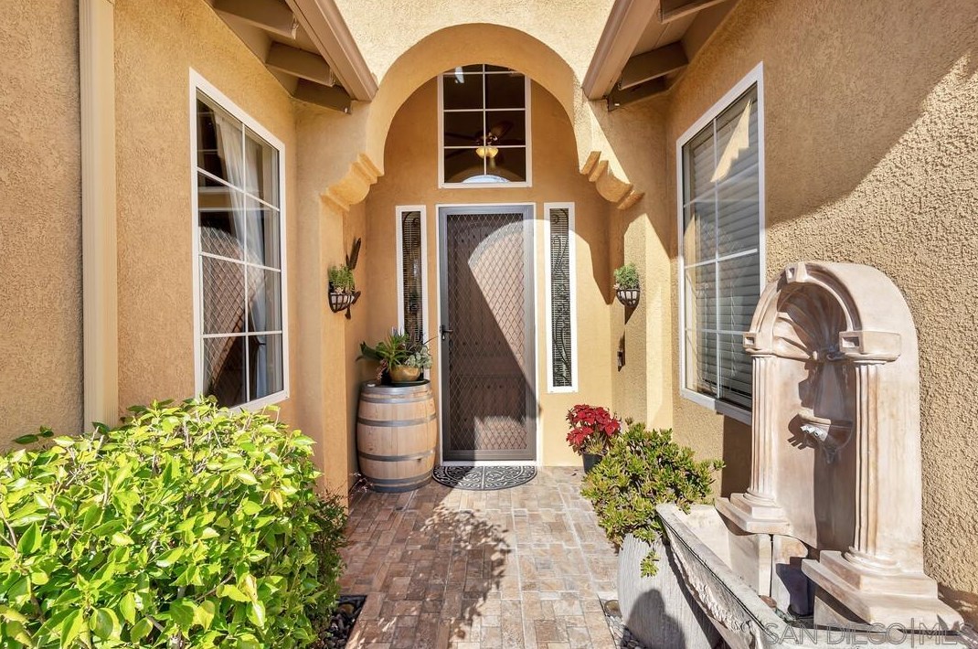 45846 Paseo Gallante, Temecula CA 92592-1253 exterior